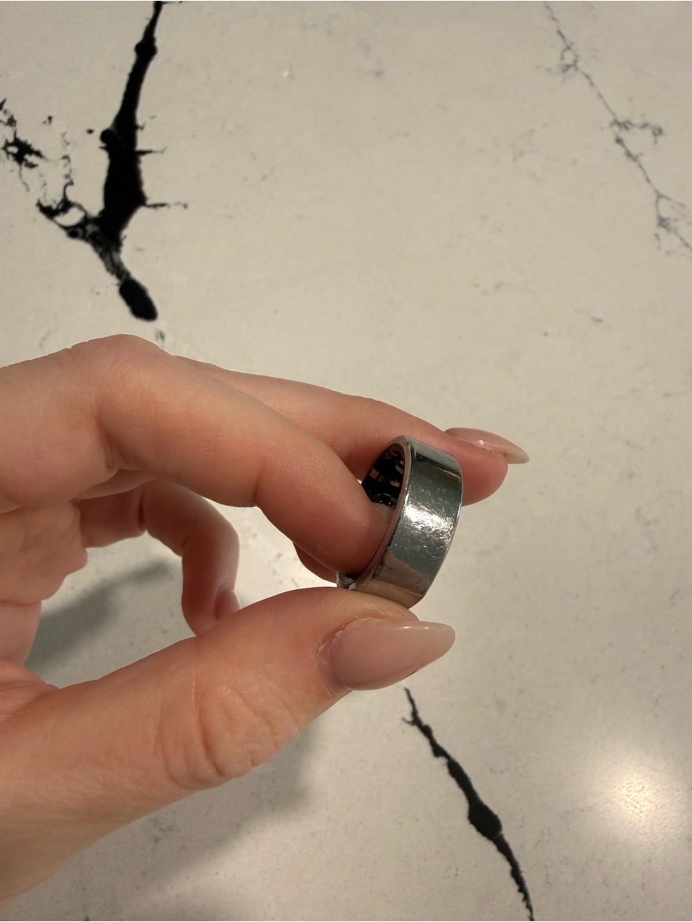 Oura Ring Gen 3 Horizon - Silver - Size 7! - Picture 3 of 6